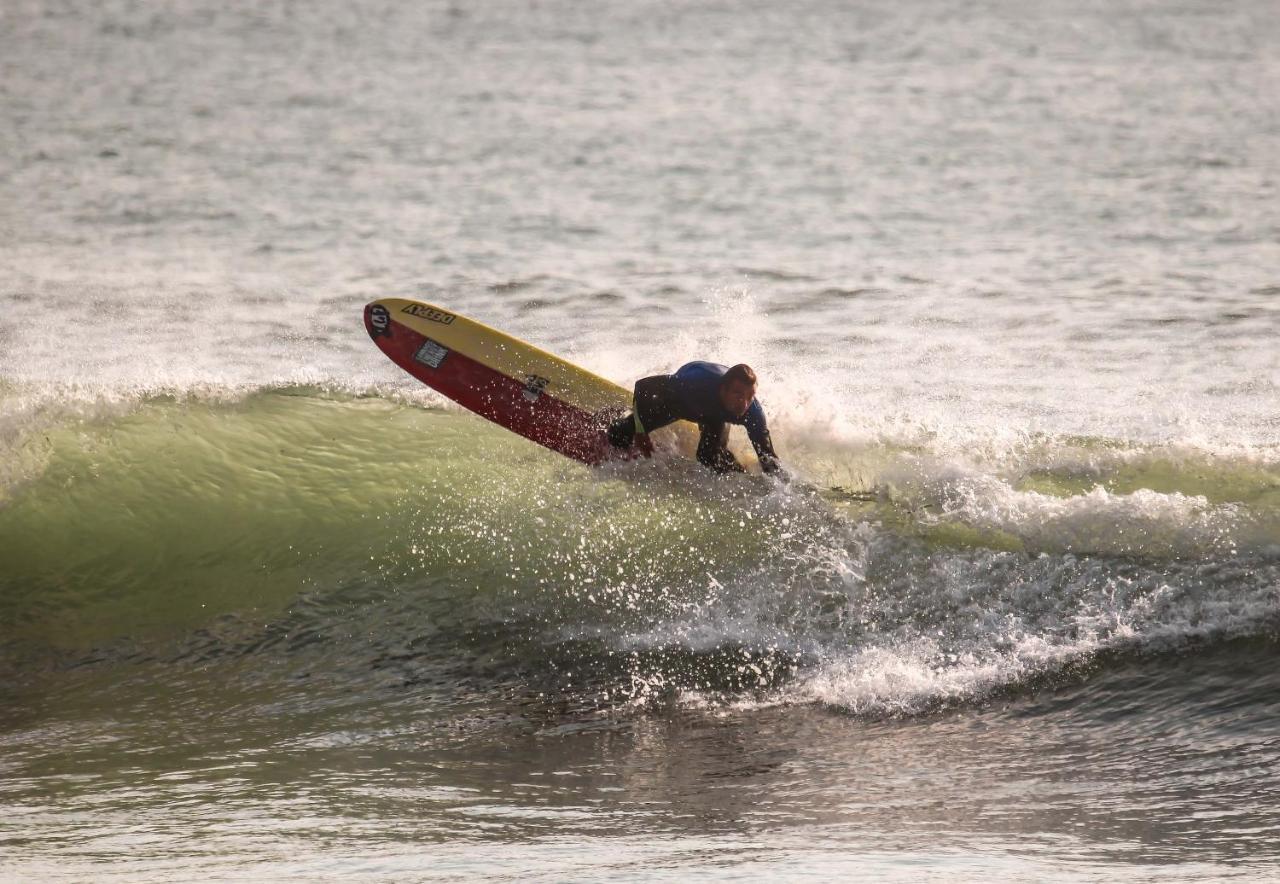 Surfivor Surf Camp Otel Esmoriz Dış mekan fotoğraf